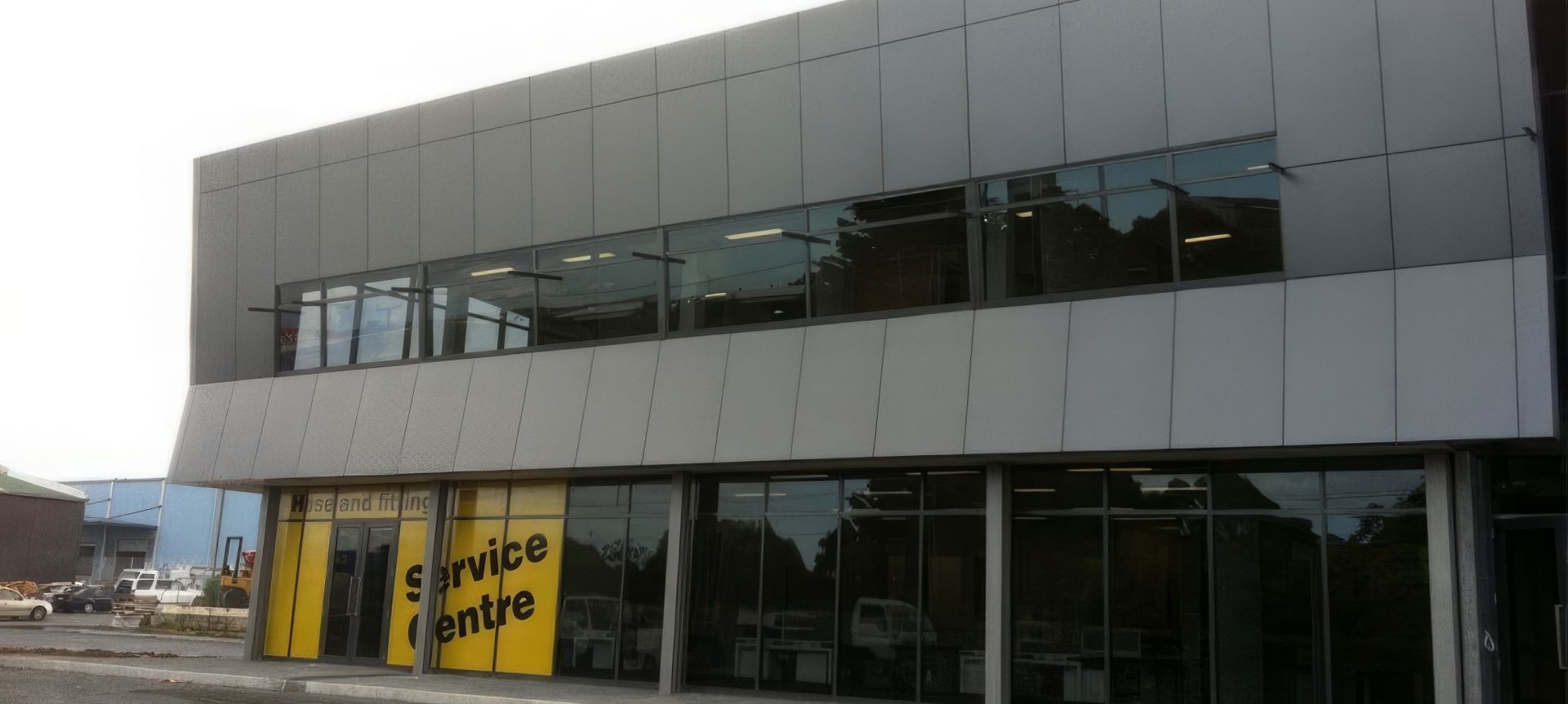 Hydraulink Fitout banner