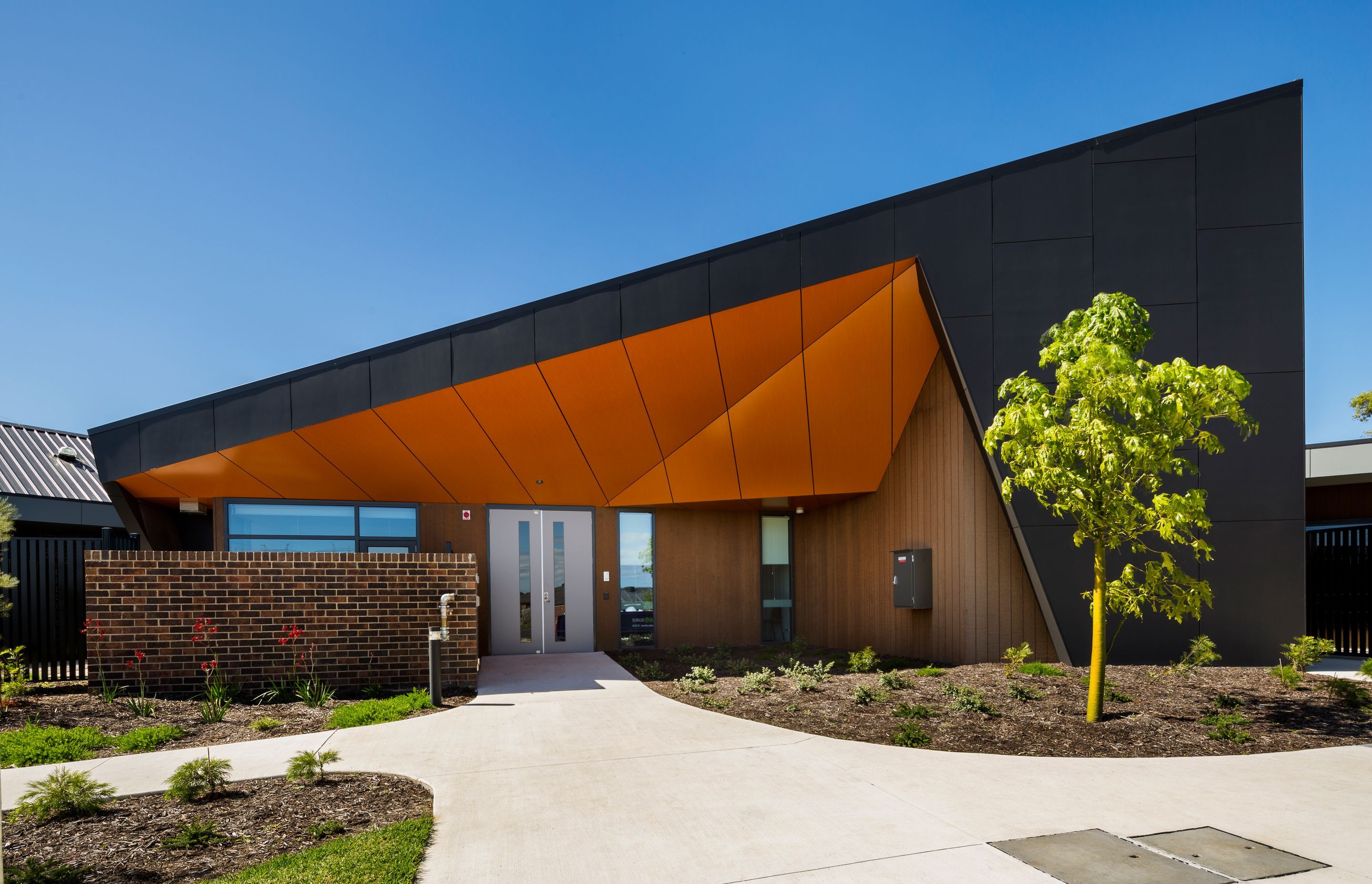 Monash Health Transition Support Unit
