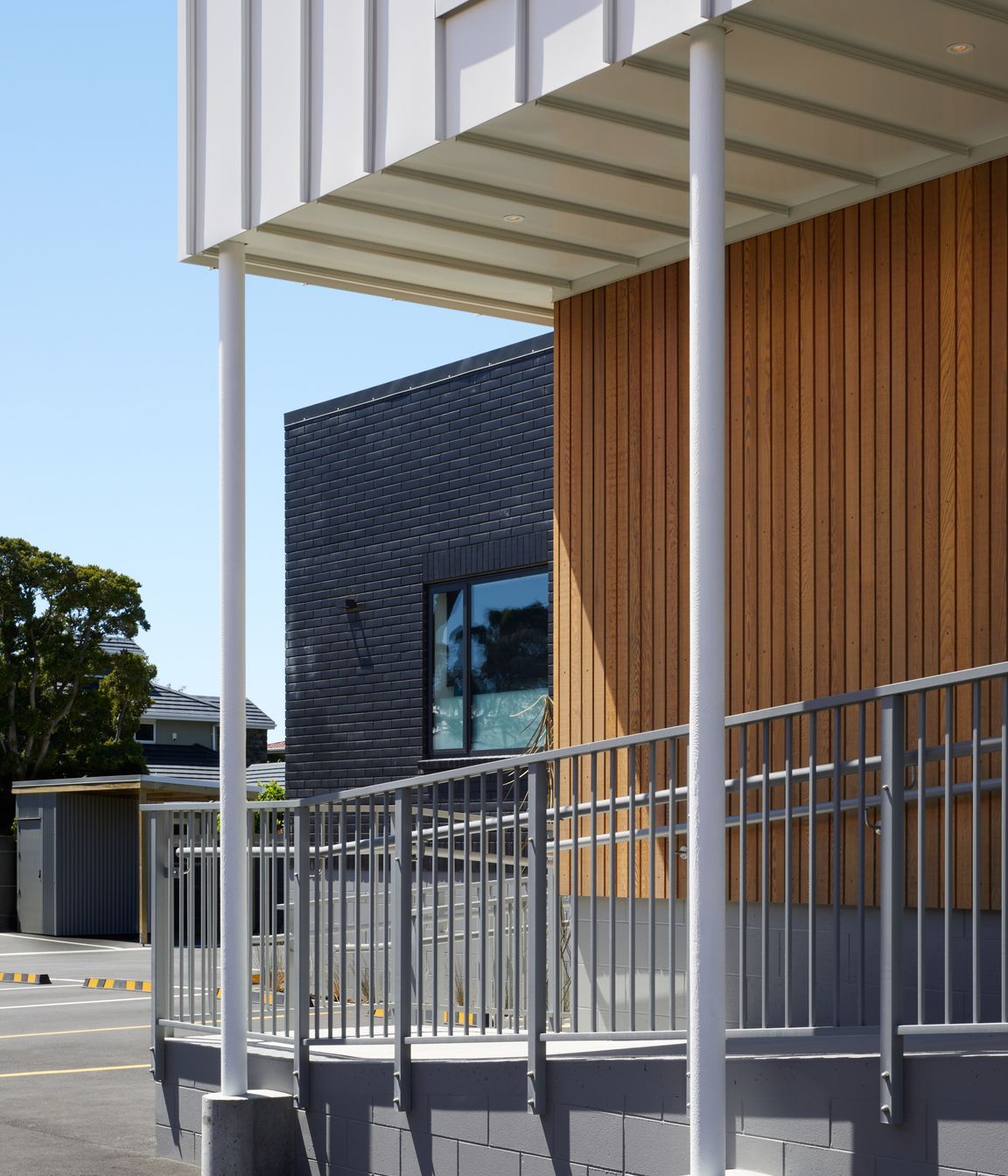 Redcliffs-Medical-CentreClean-detailing-at-a-human-scaleSarah-Rowlands-Photographer4.jpg
