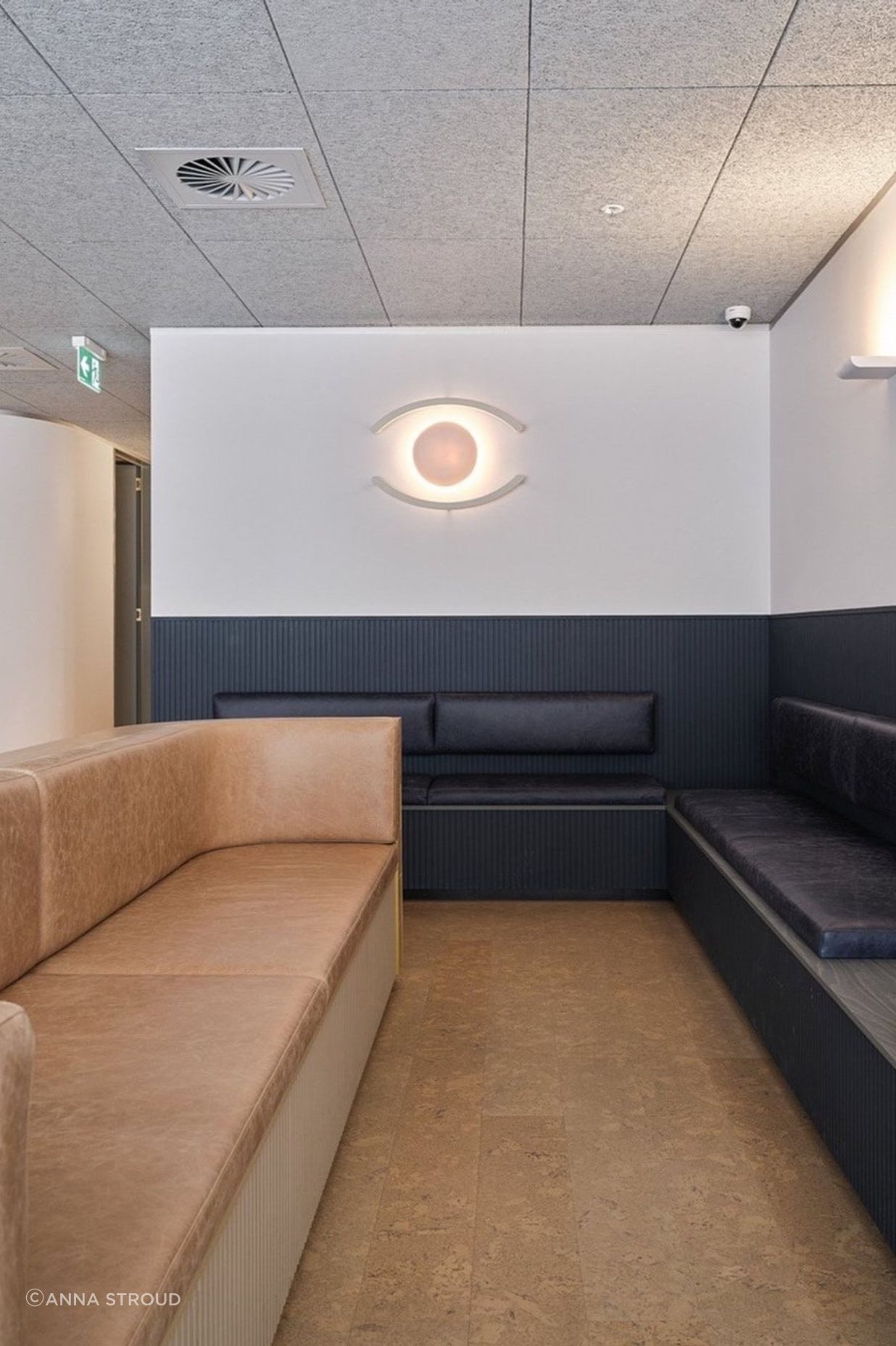 StudioEntiWallSconceEclipseAnnaStroudClarity5.jpg