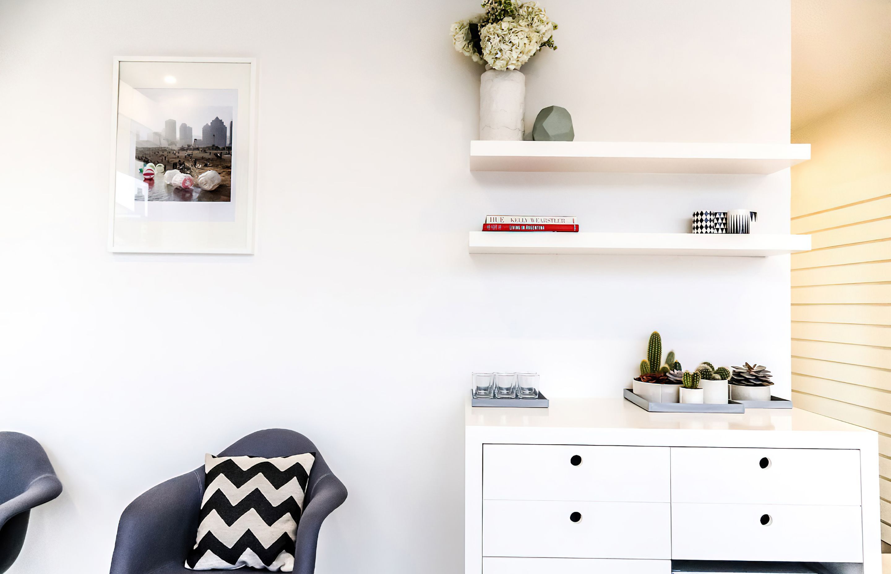 Bright & White