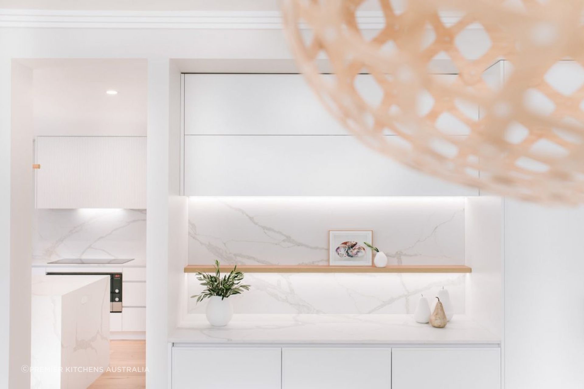 008-Modern-white-cabinetry-design-Mosman-1084x721.jpg