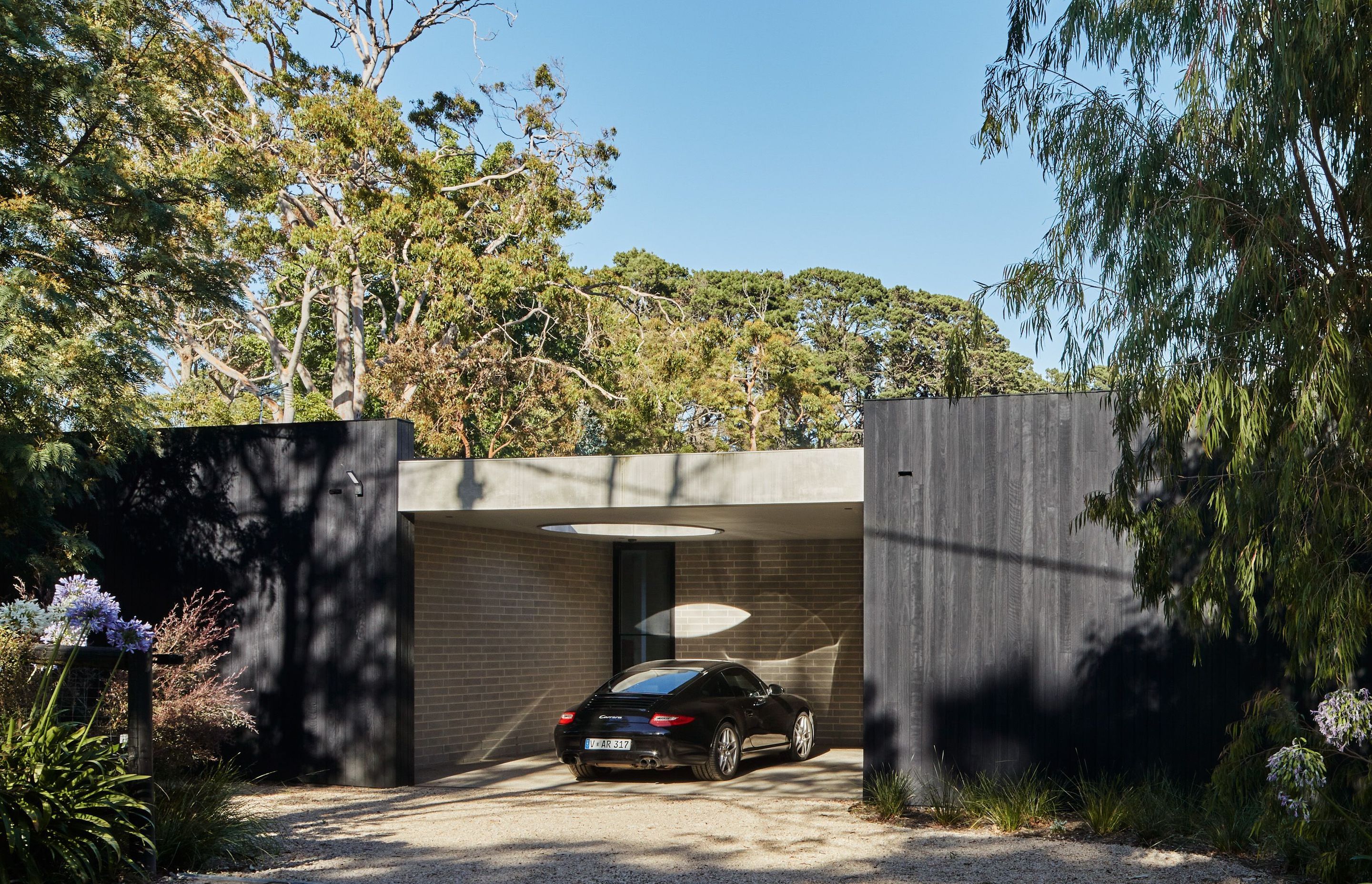 MM Courtyard House