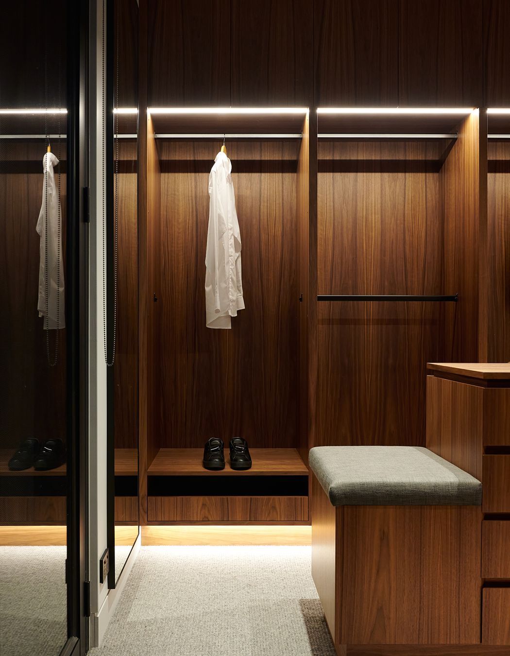 The Bach Pad, Hampton