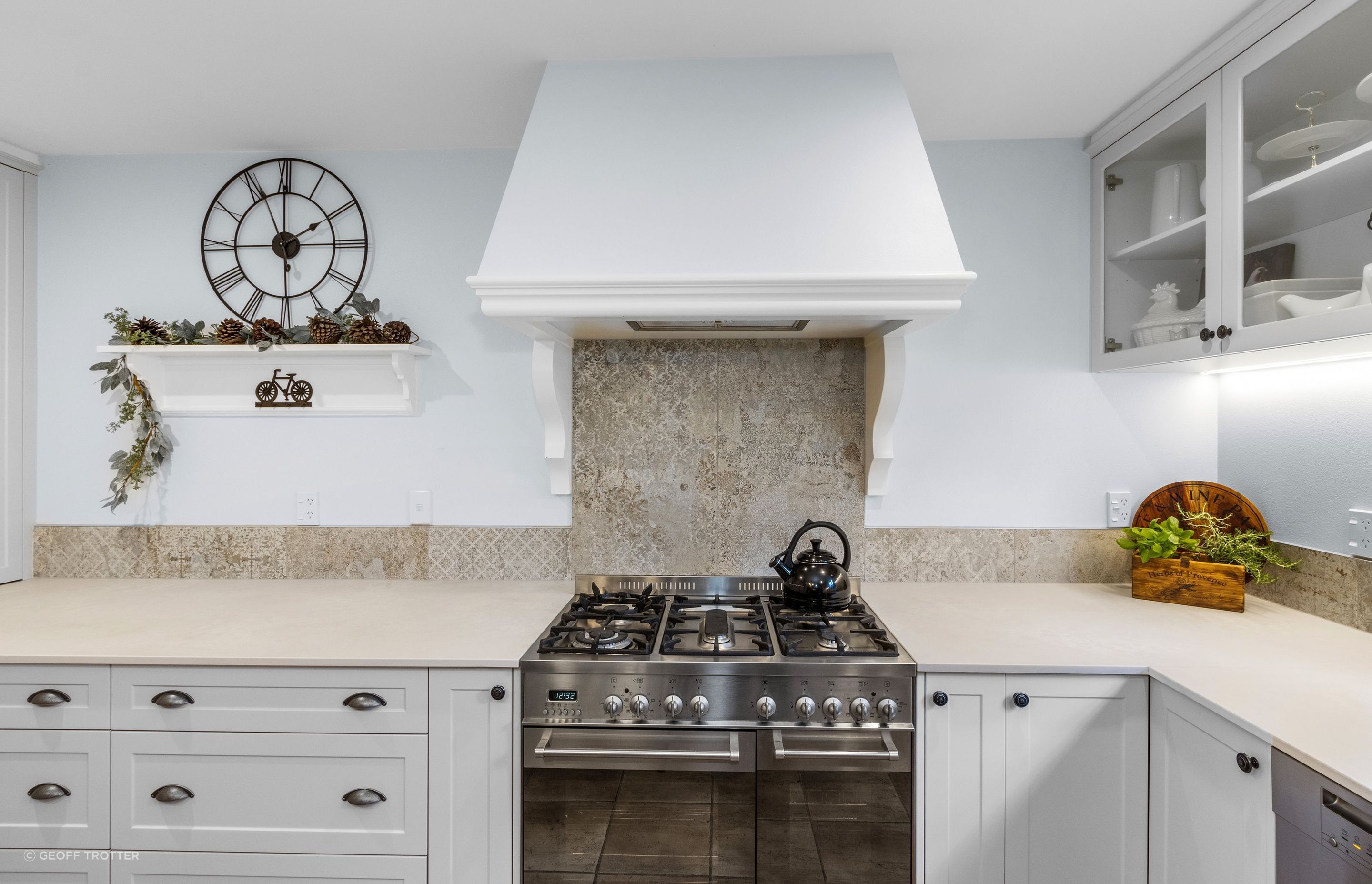 024Open2viewID589090-6MainRoad.jpg