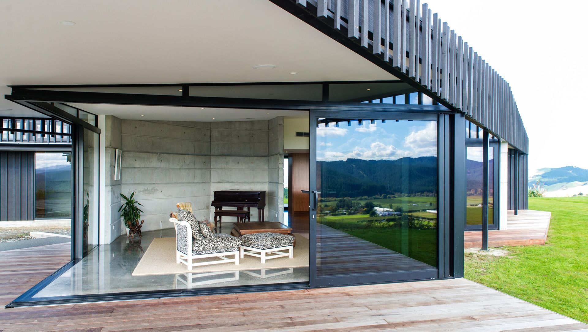 Esk Hills Home 2 banner