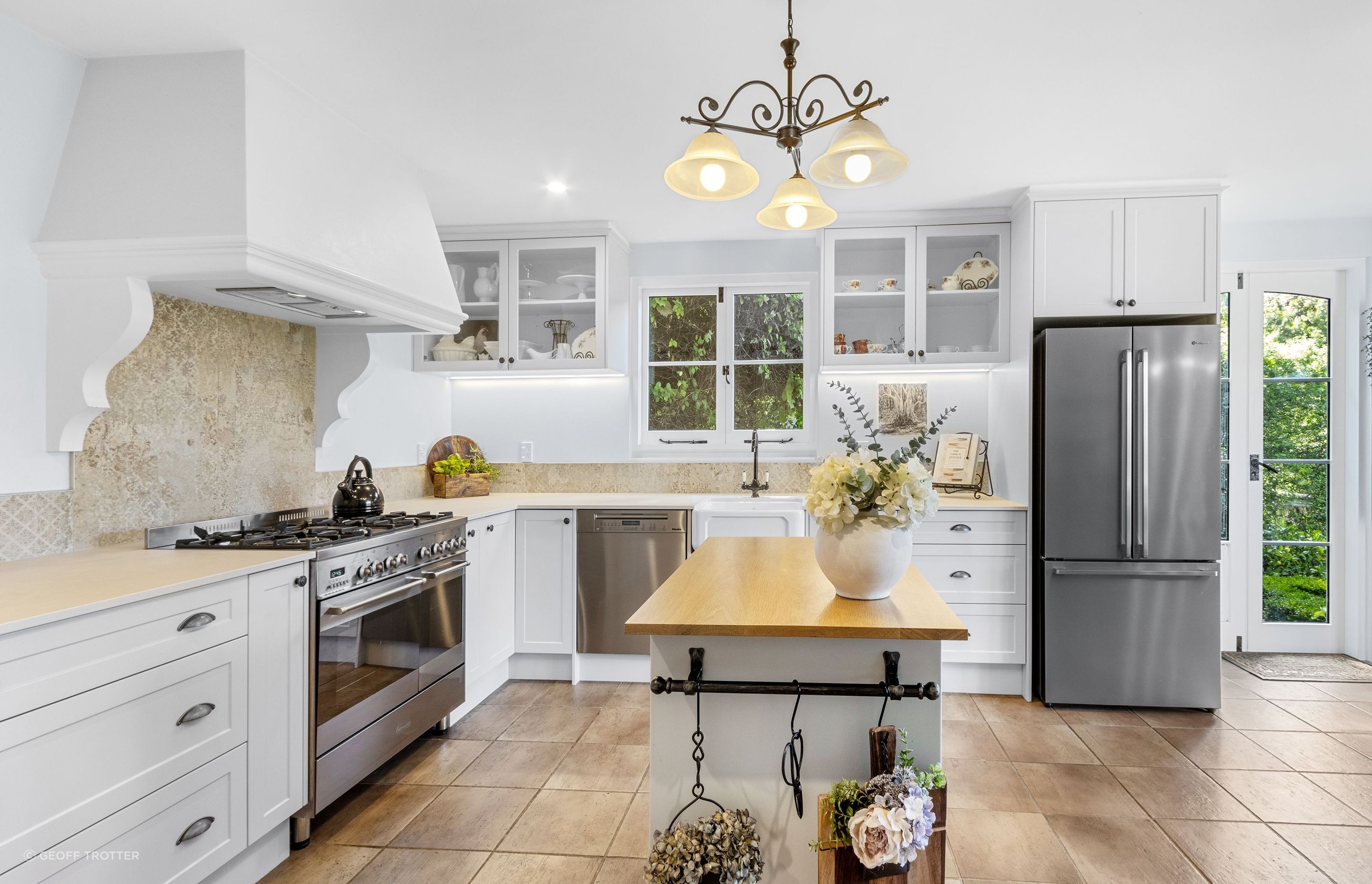 029Open2viewID589090-6MainRoad.jpg
