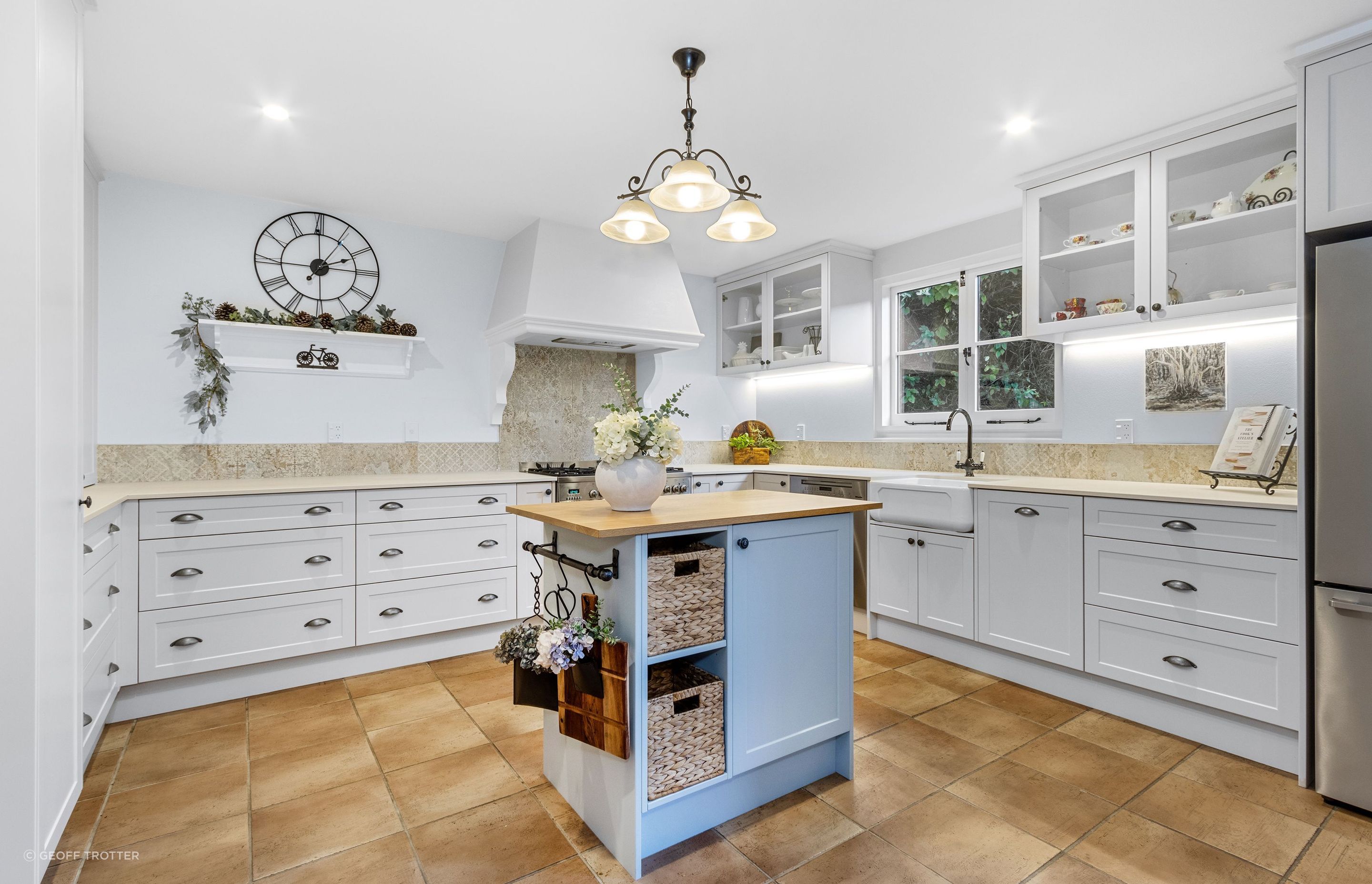 031Open2viewID589090-6MainRoad.jpg