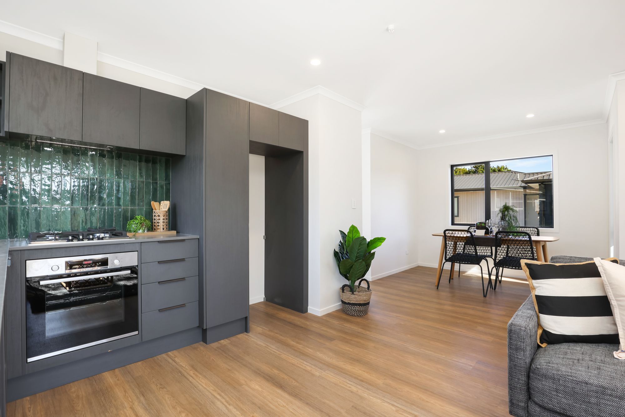 Oakfield Crescent, Hamilton