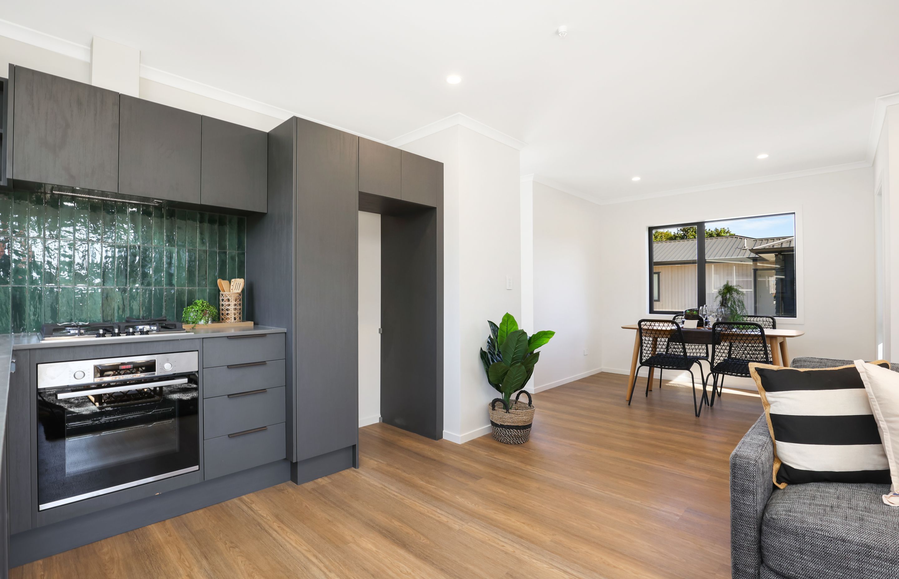 Oakfield Crescent, Hamilton