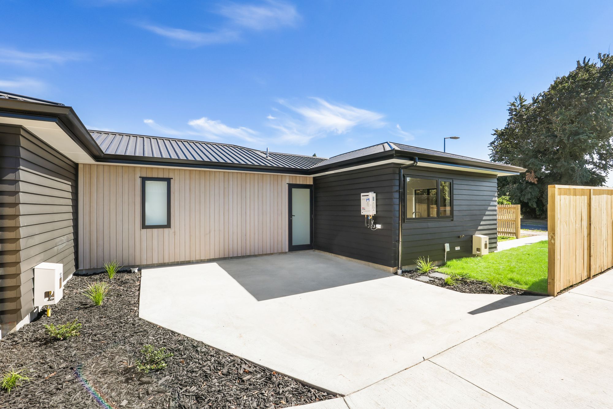 Oakfield Crescent, Hamilton