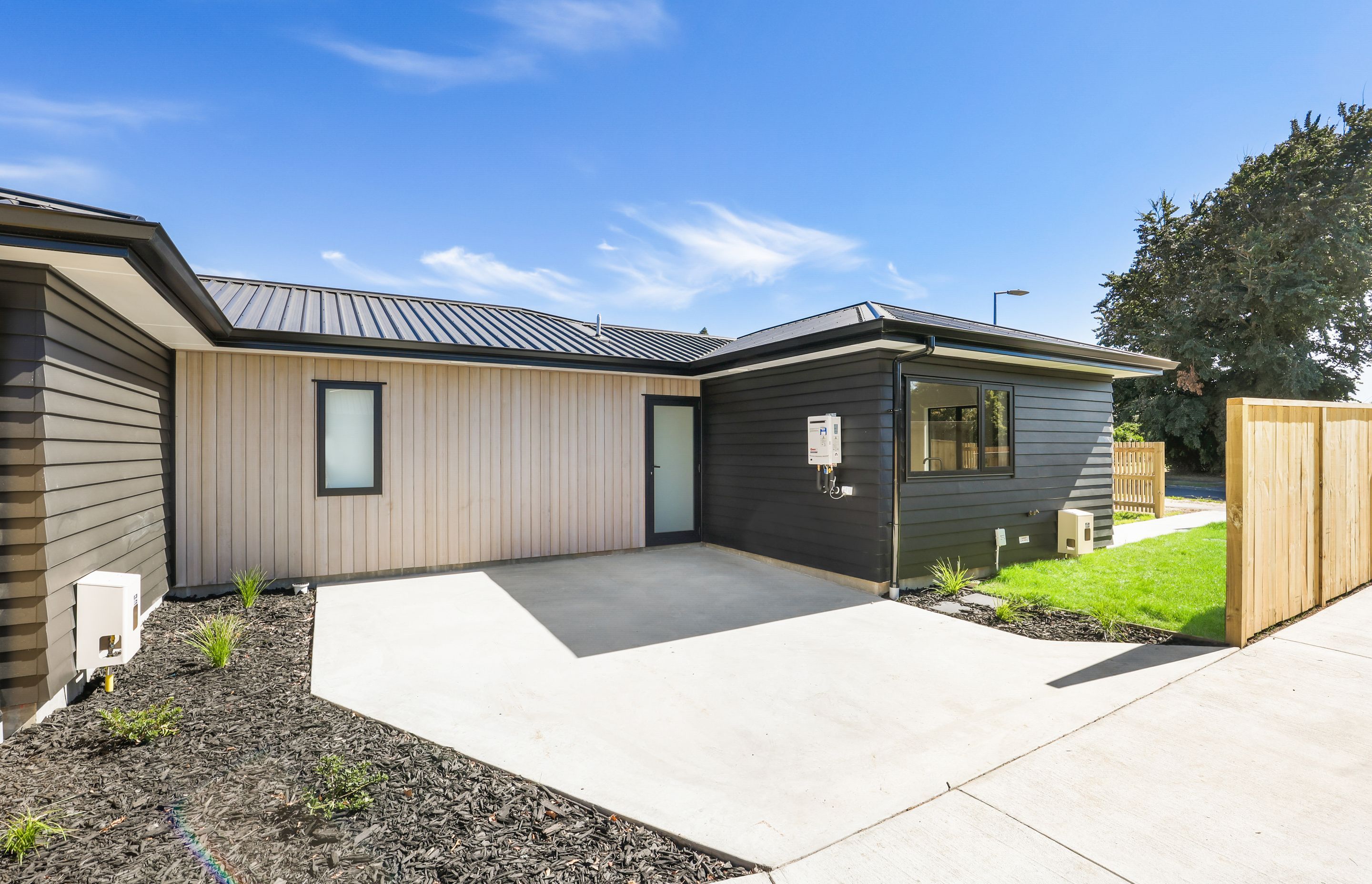 Oakfield Crescent, Hamilton