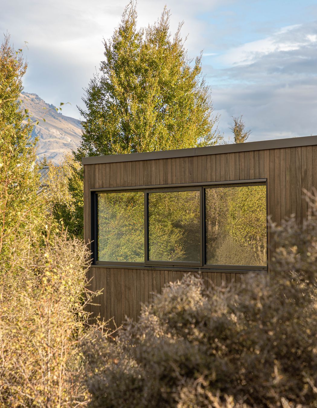 High level windows offer views up to the Remarkables mountain range