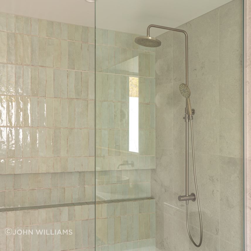 Tiled shower recess