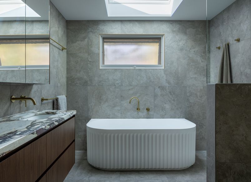 Glenair St, Adam Barban