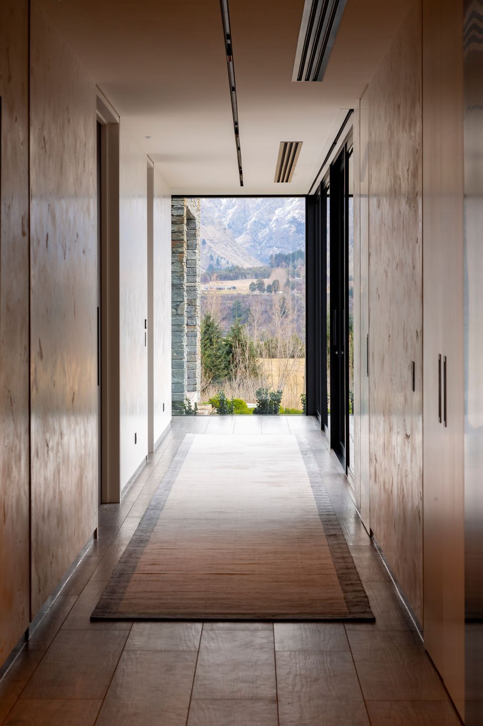 102DomainRoadQueenstown039.jpg