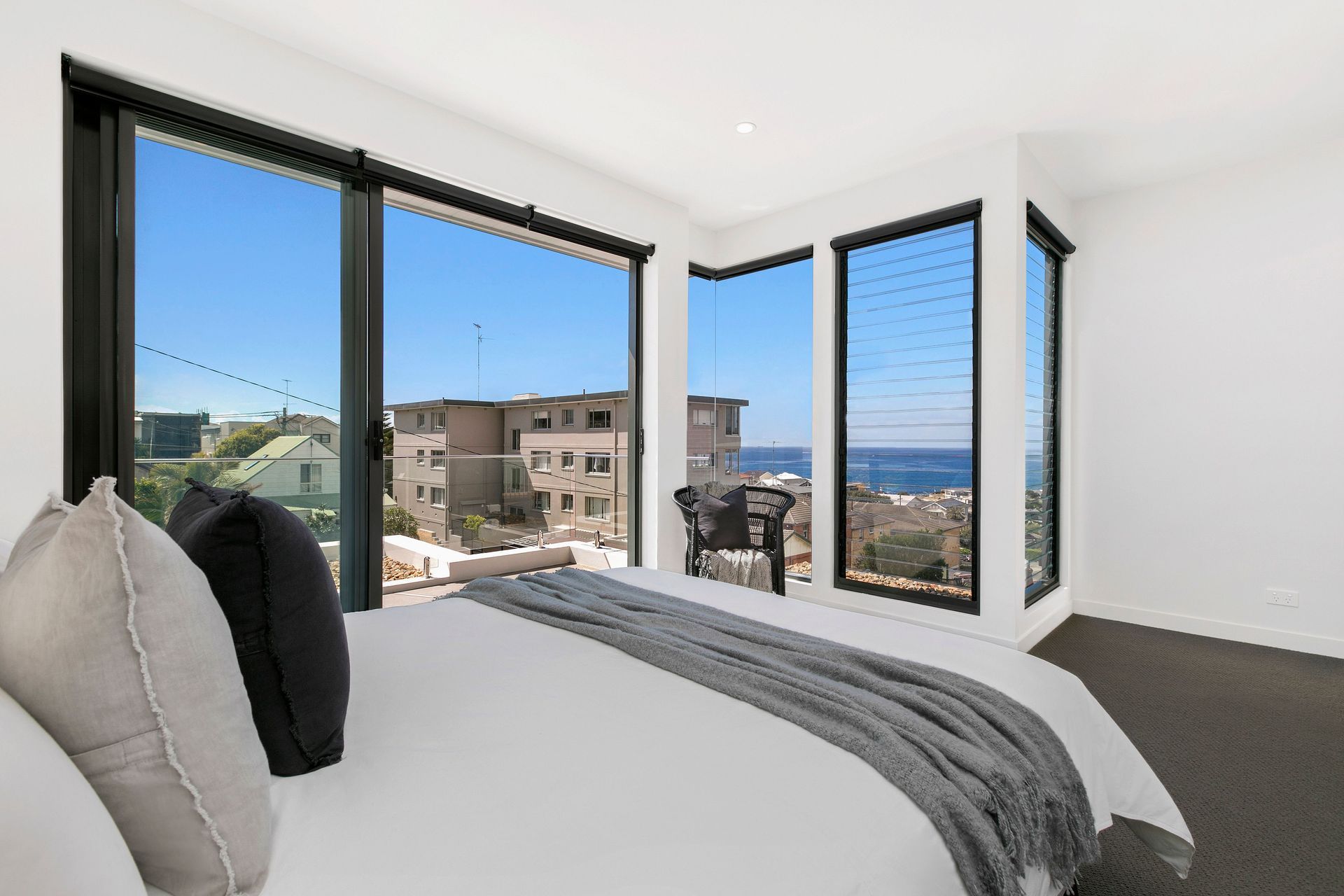 Clovelly New Build 2017
