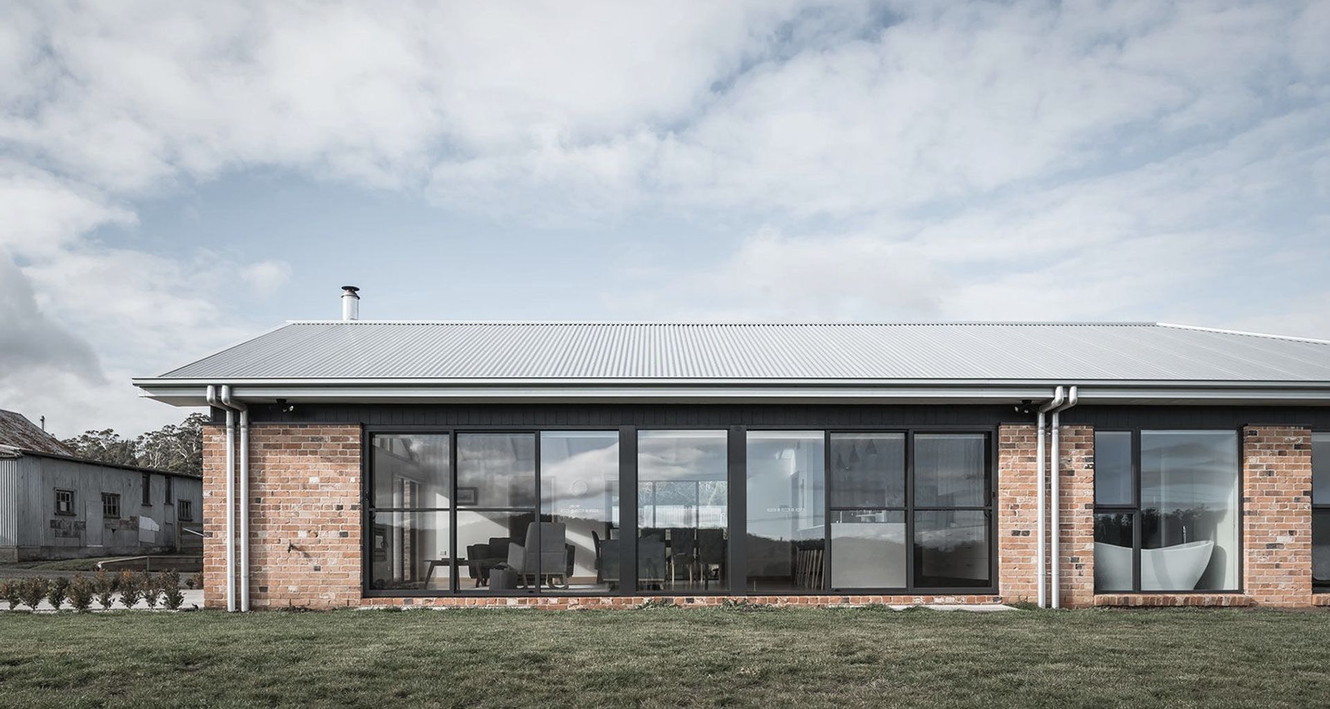 110 Pateena Road banner