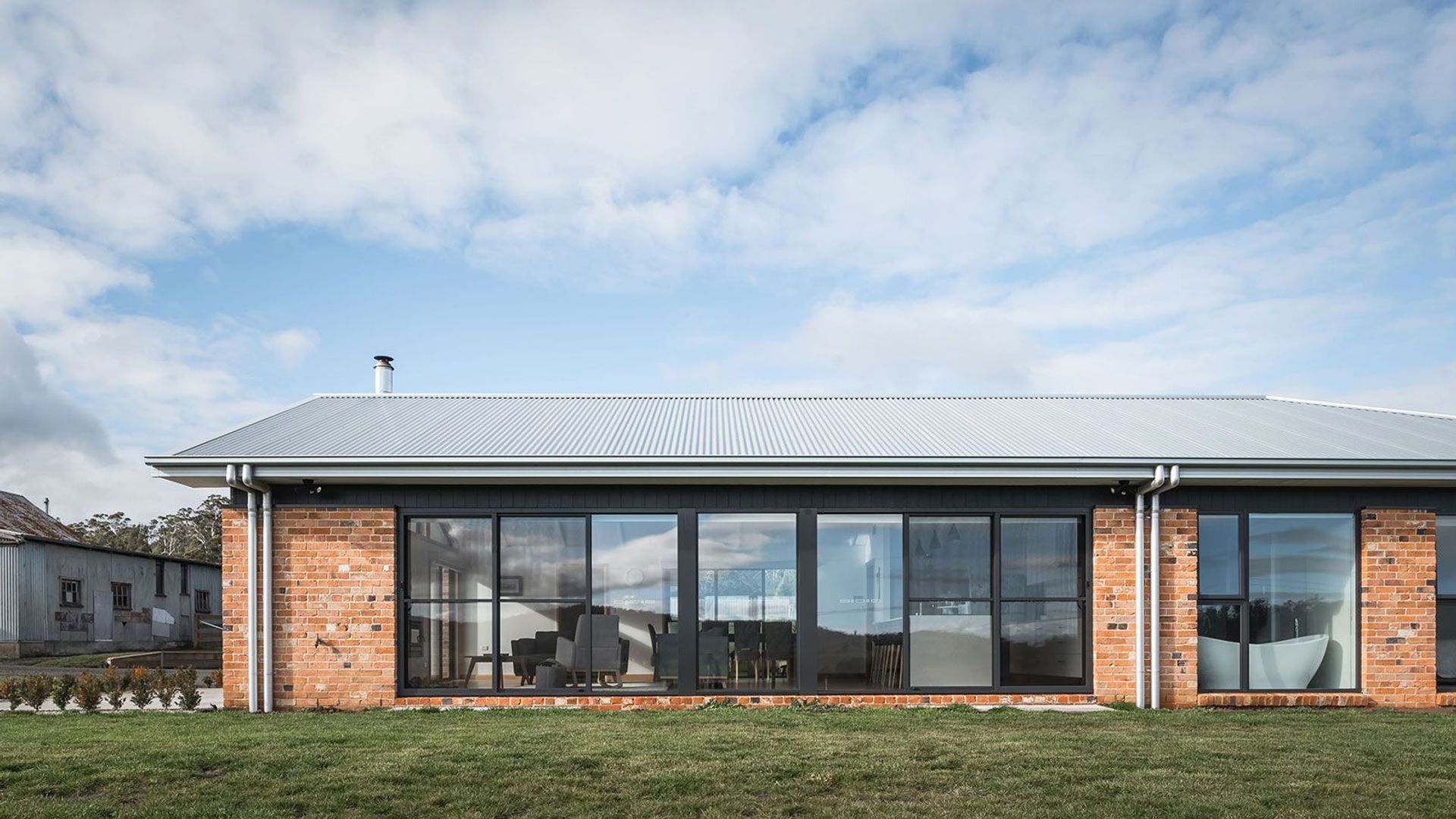 110 Pateena Road banner