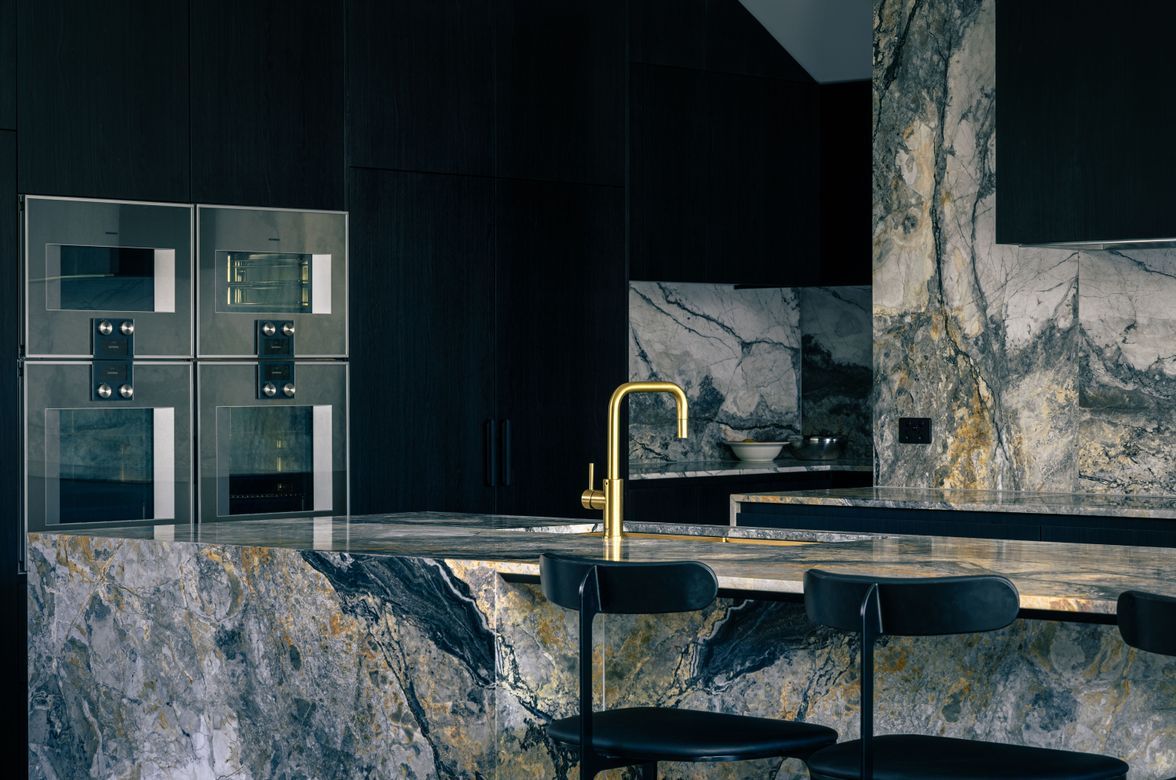 Toorak Ave, John Marwood