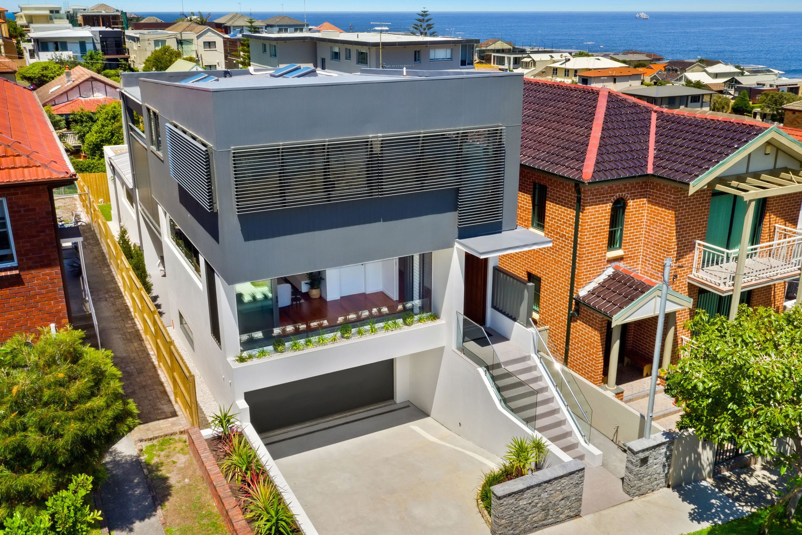 Clovelly New Build 2017