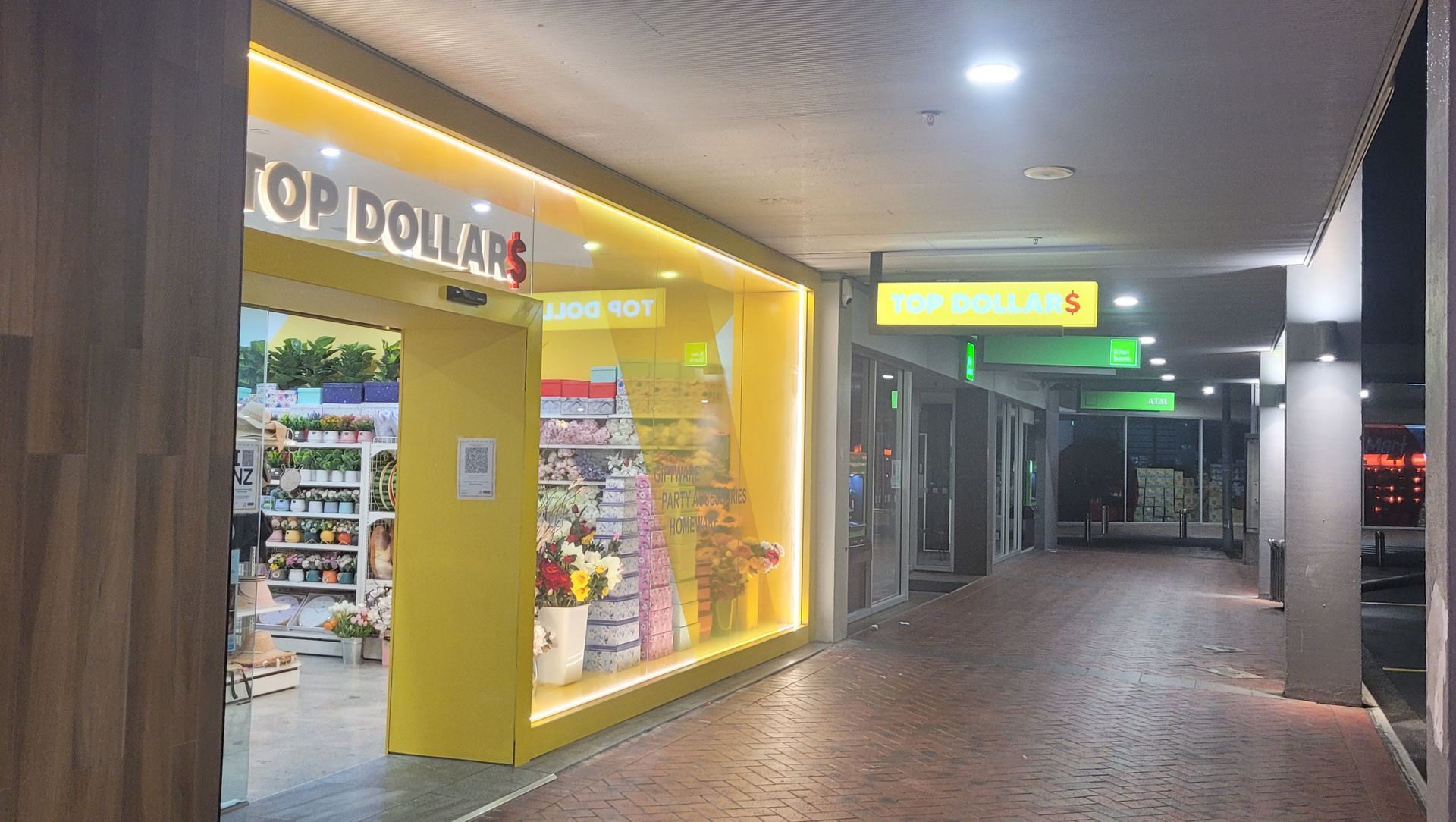 Top Dollar banner