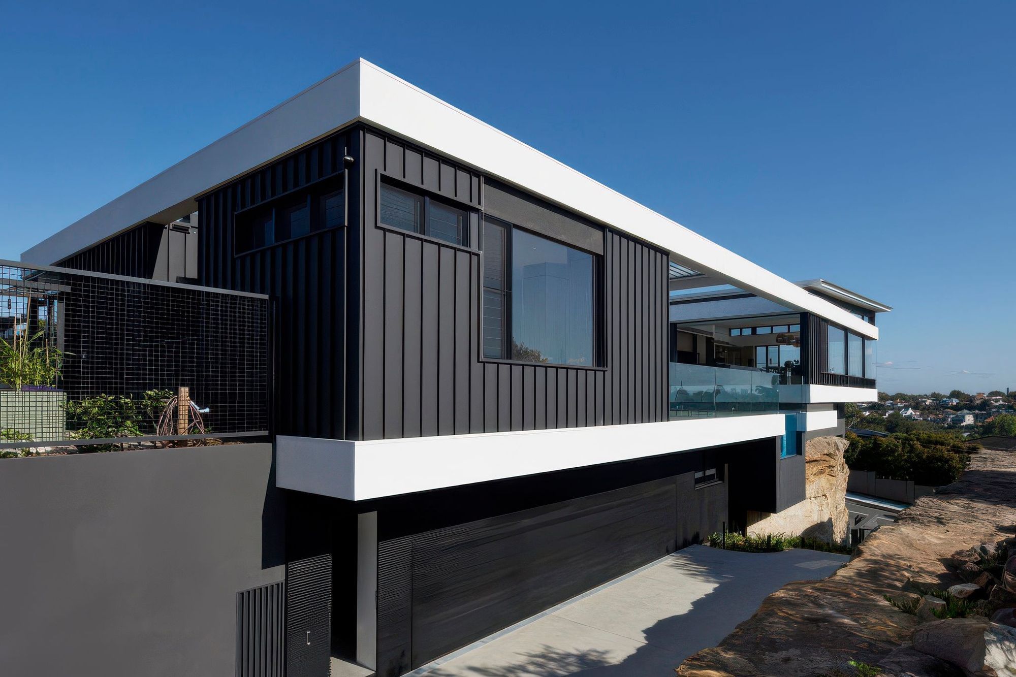 EVB, Leiner Sunrain Awning, Renson Fixscreen, Renson Linarte