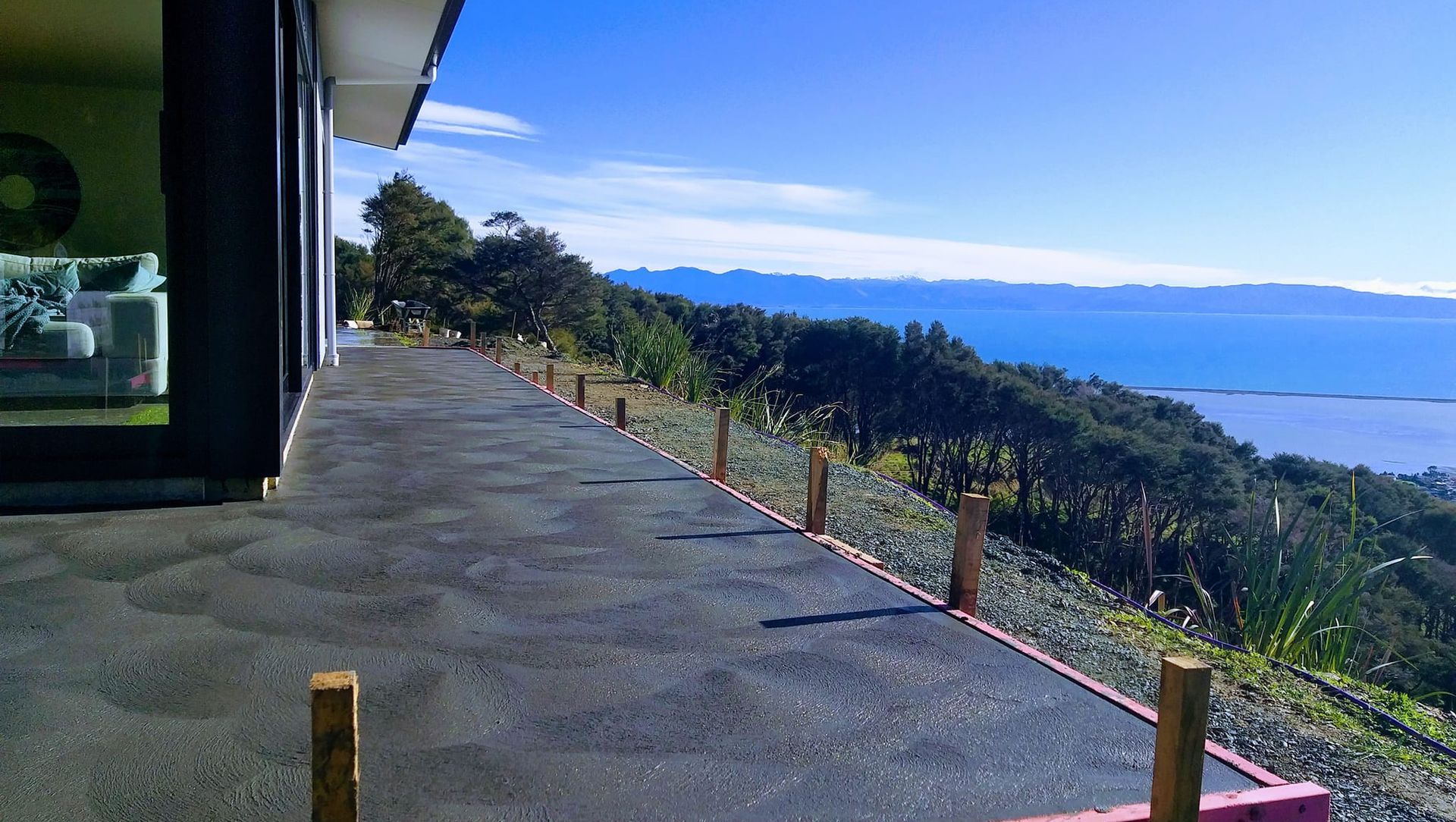 Tasman Views banner