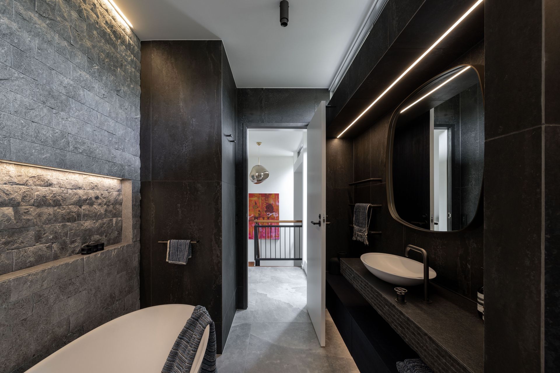 Du Bois Supreme Winning Bathroom design 2022 - NKBA