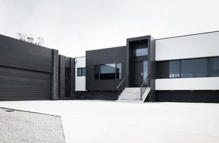 55 Lakeside Drive