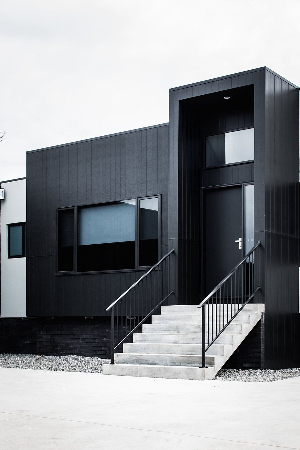 55 Lakeside Drive