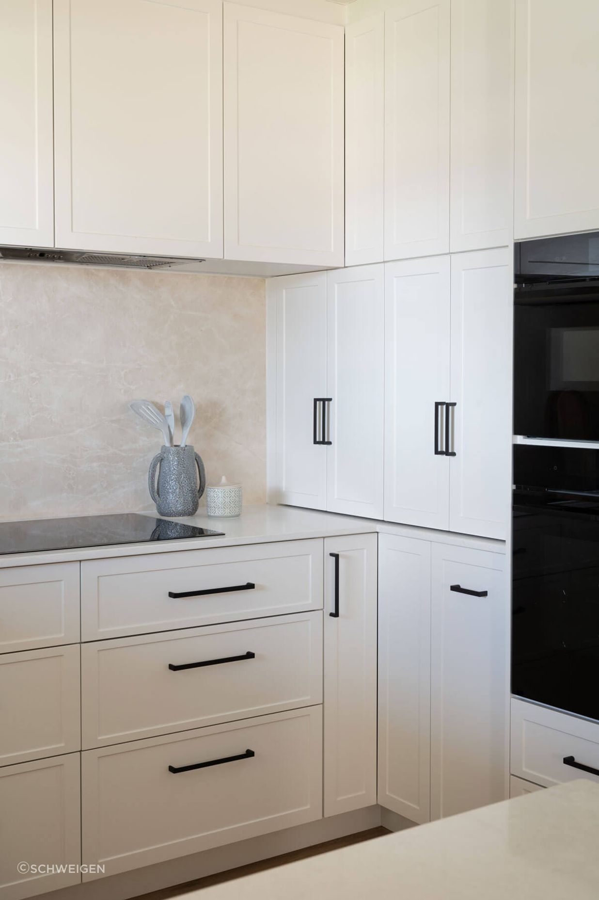 675247d1c884c074d60276c3Kitchen-Craftsman-Sep242703.jpg