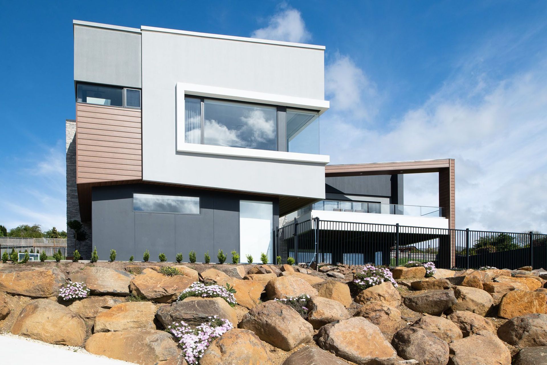 7 Carrera Place