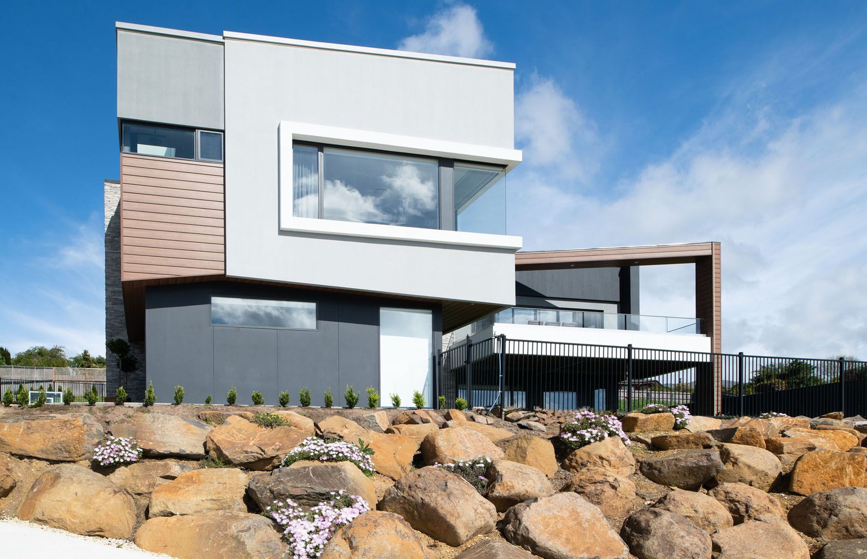 7 Carrera Place