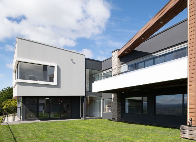 7 Carrera Place
