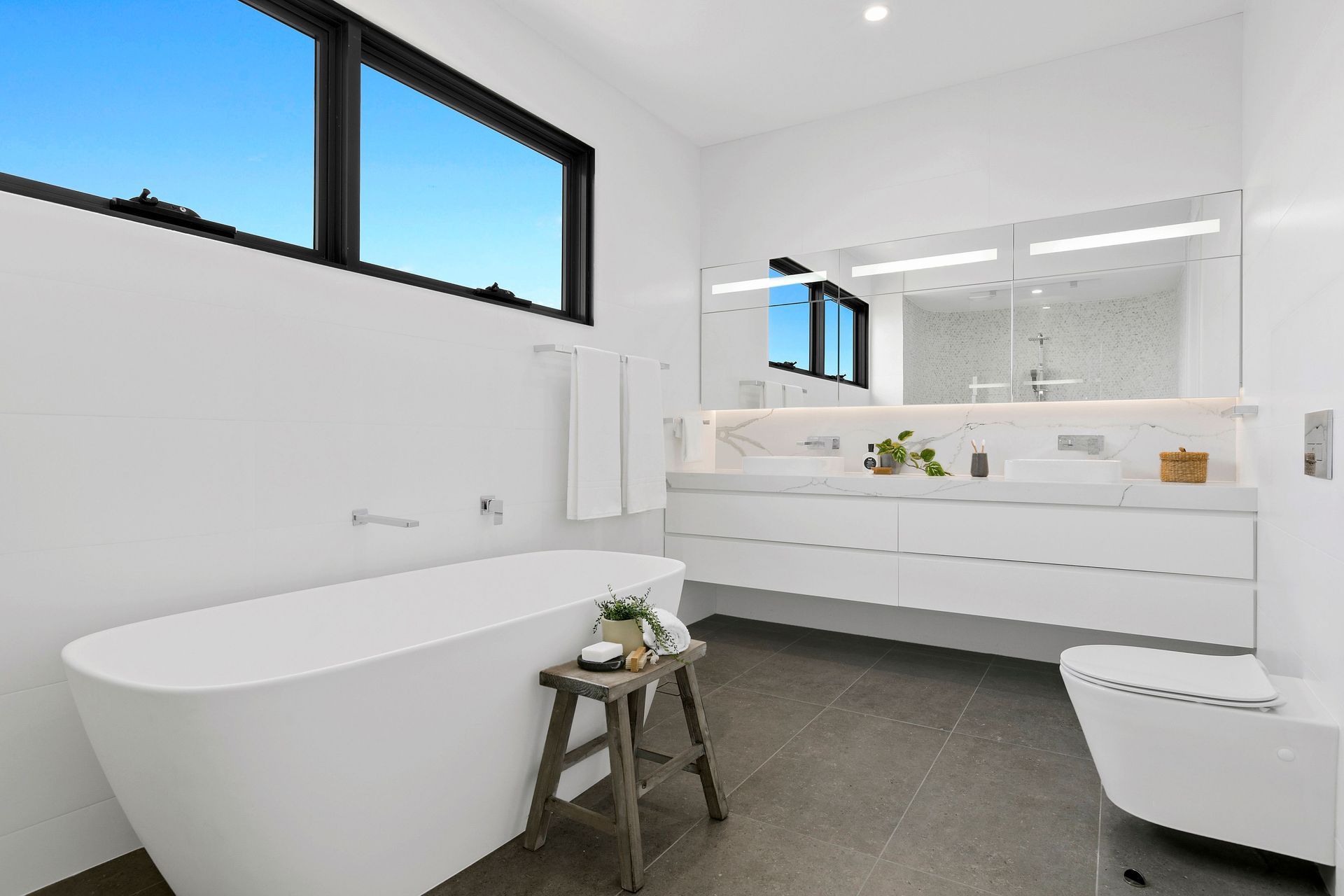 Clovelly New Build 2017