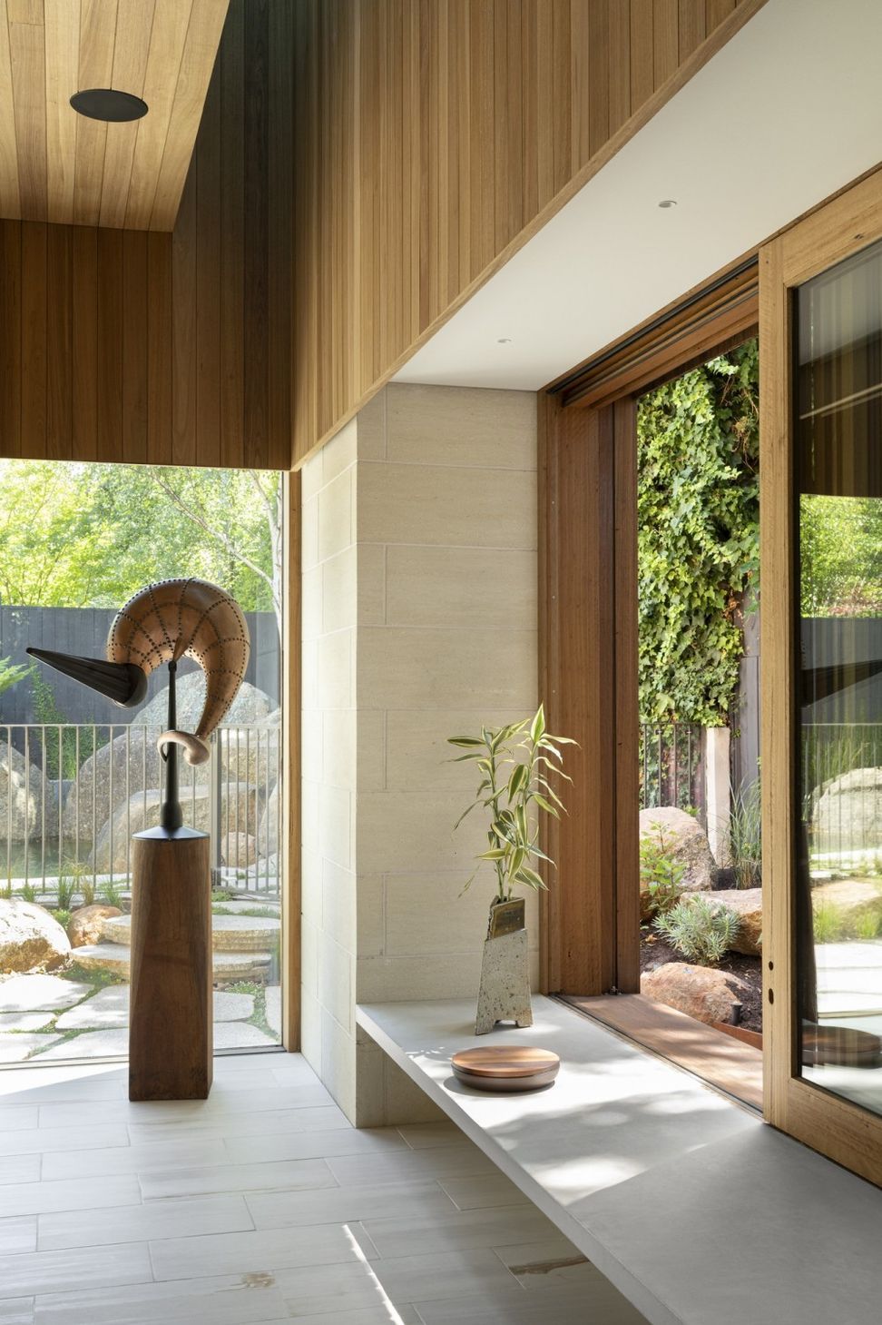 8Limestone-House-speakers.jpg