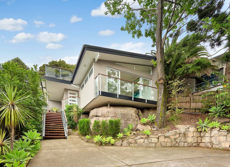 Naremburn, Market St East