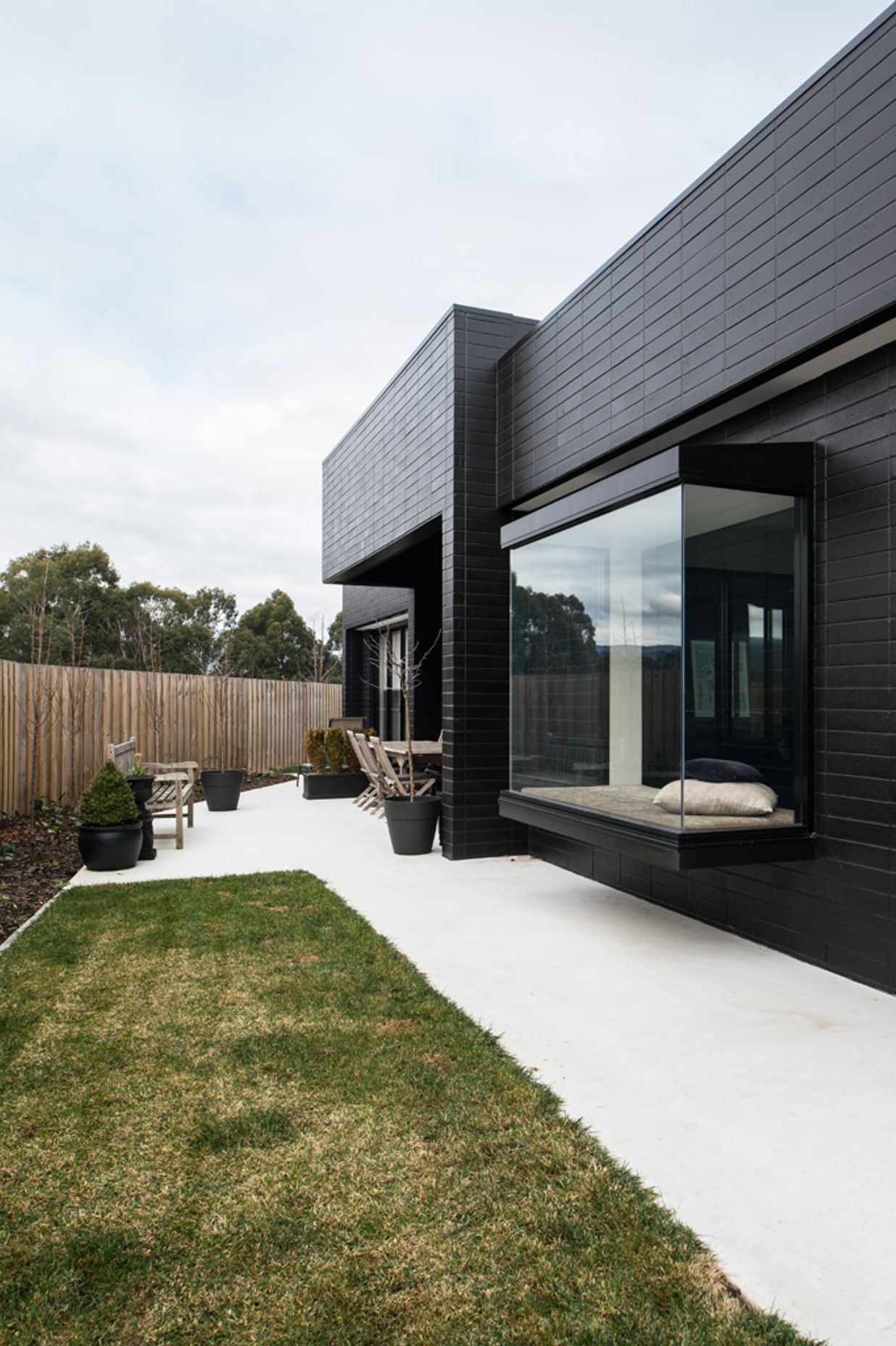 9 Ivy Lane