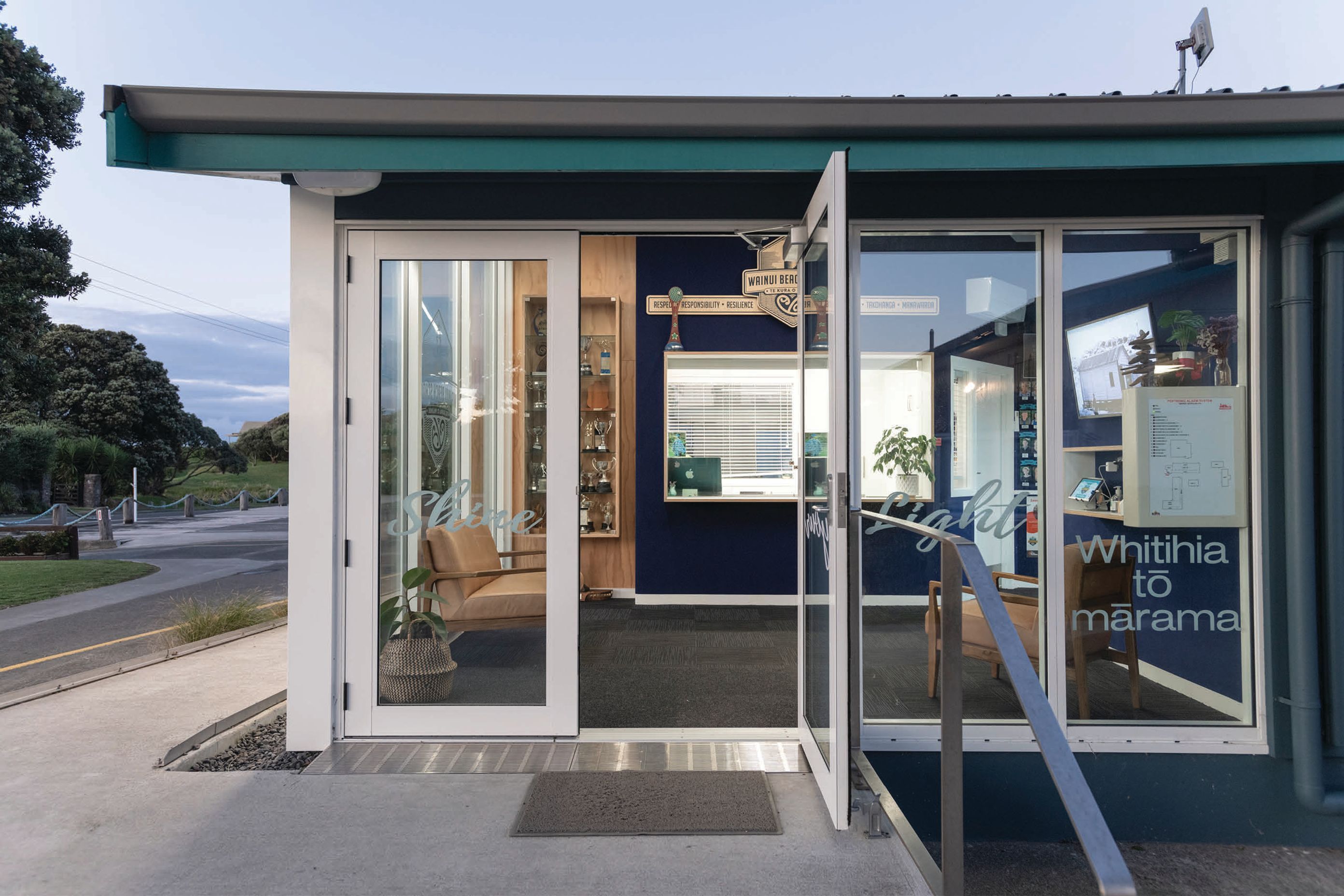 AWainui-SchoolSTR4215.jpg