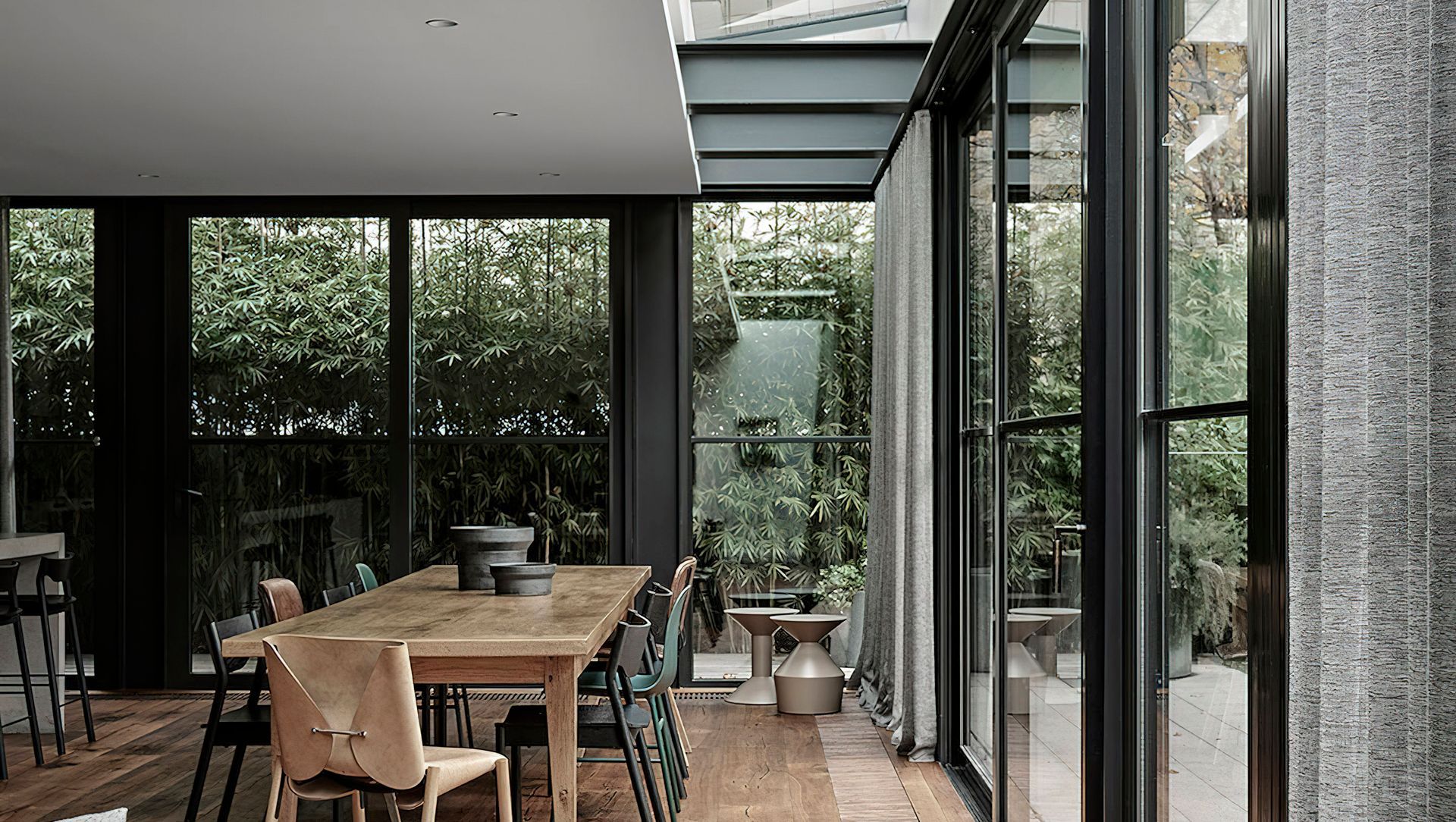 Arno Residence banner