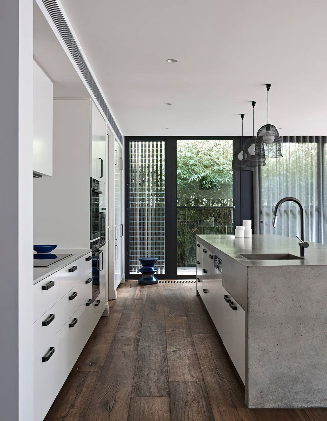 Arno Residence