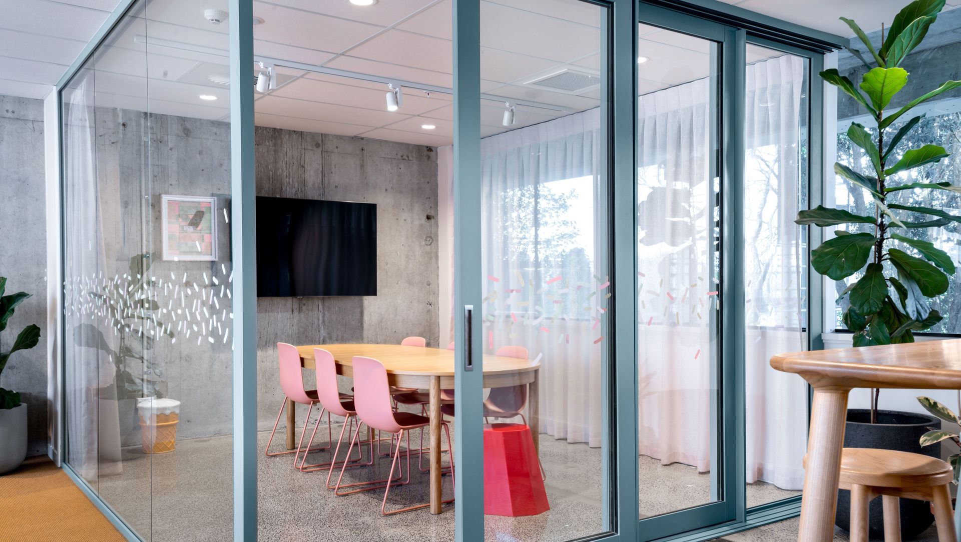 Duck Island Office banner