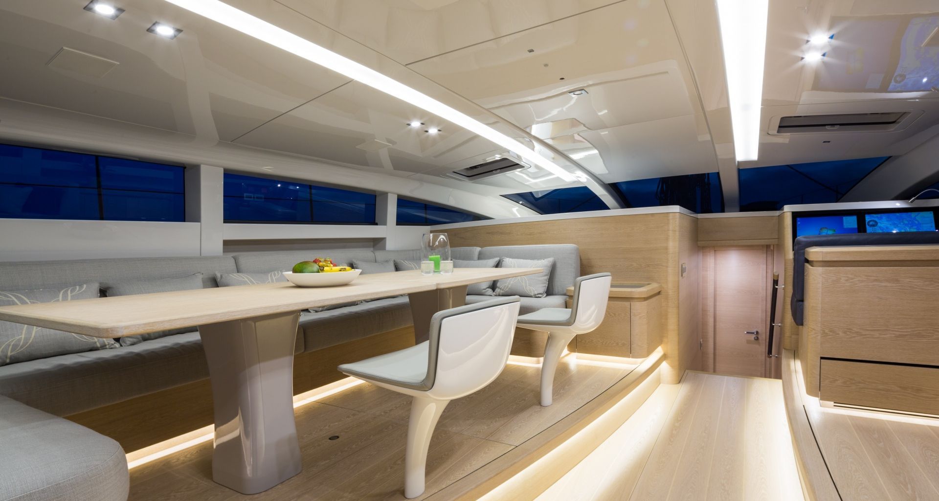 Fastmount in Baltic Yachts 108 WinWin banner