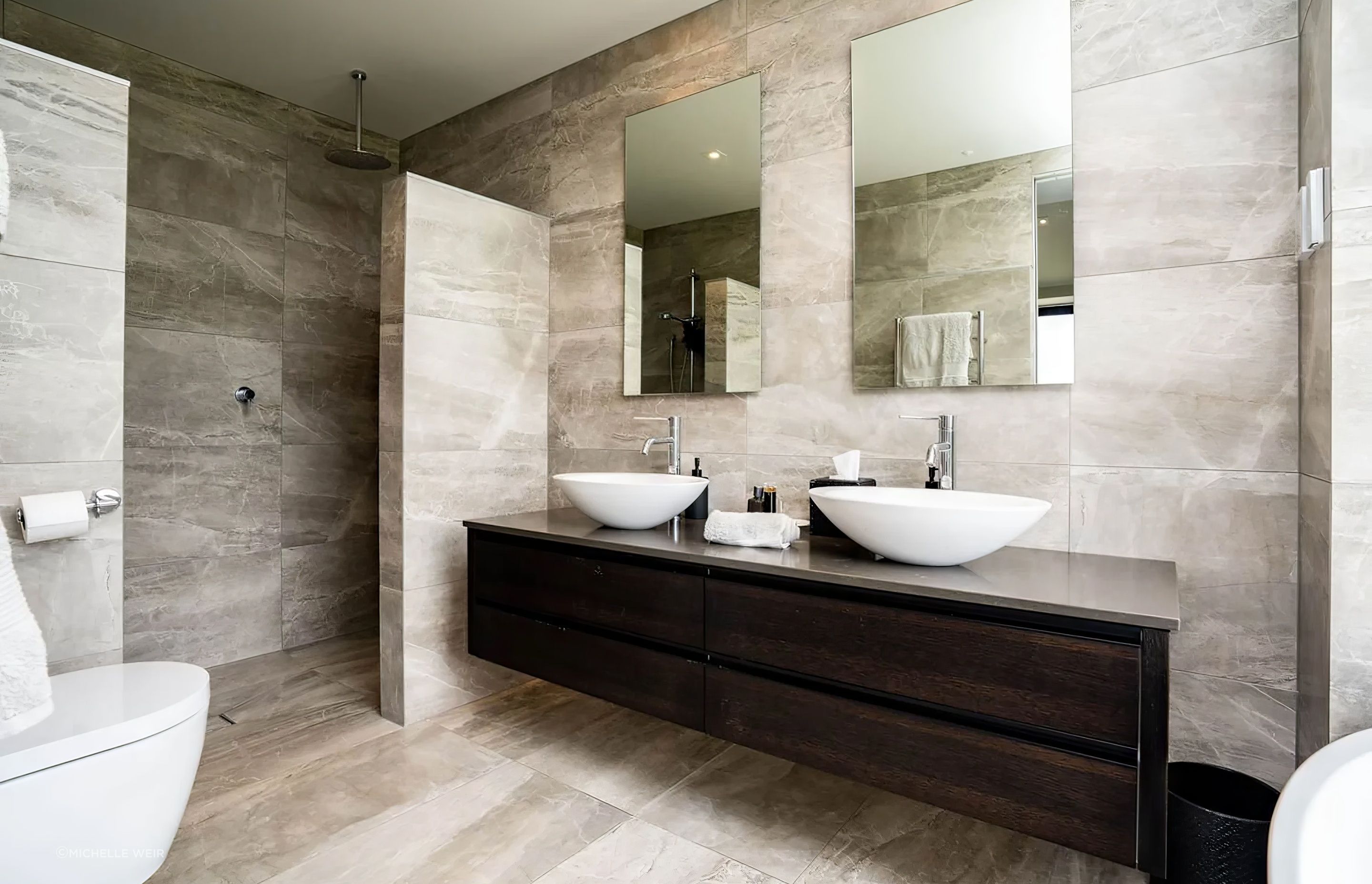 Bathroom-1-topaz-high-compression-15x.jpeg