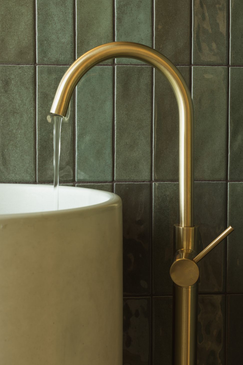Bathrooms-11-v2.JPG