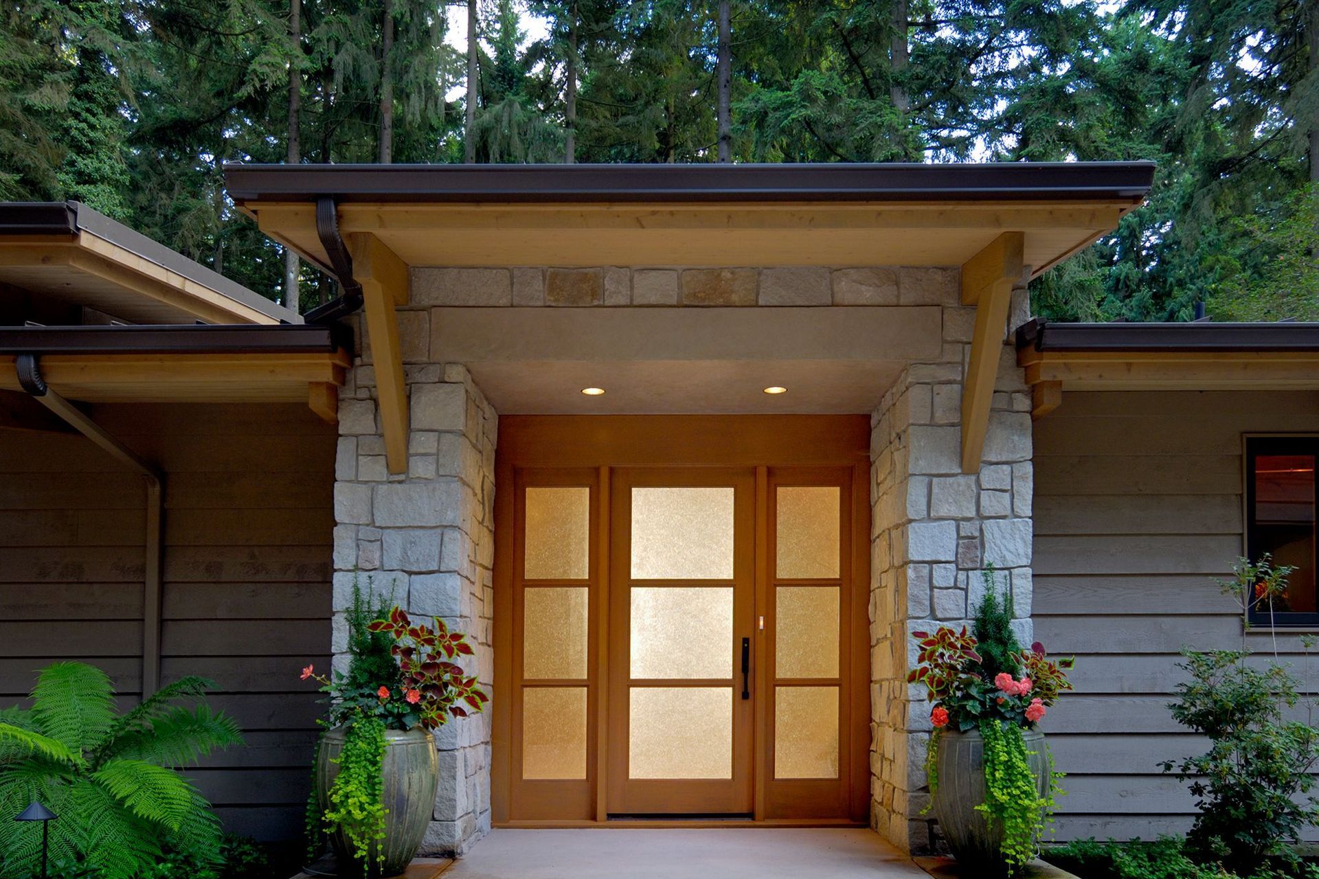 Bridle-Trails-Entry-frame.jpg