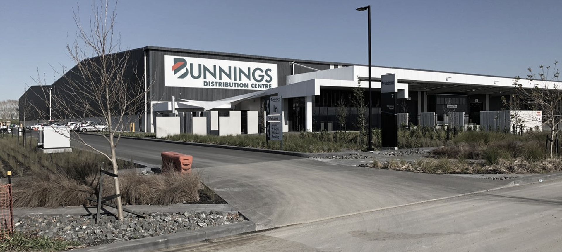 Bunnings banner