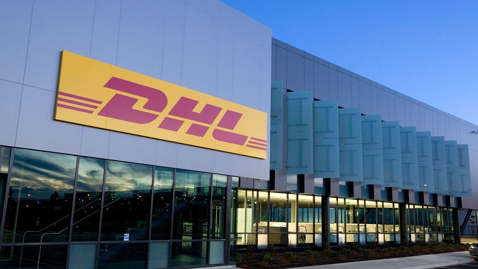 DHL Auckland  banner