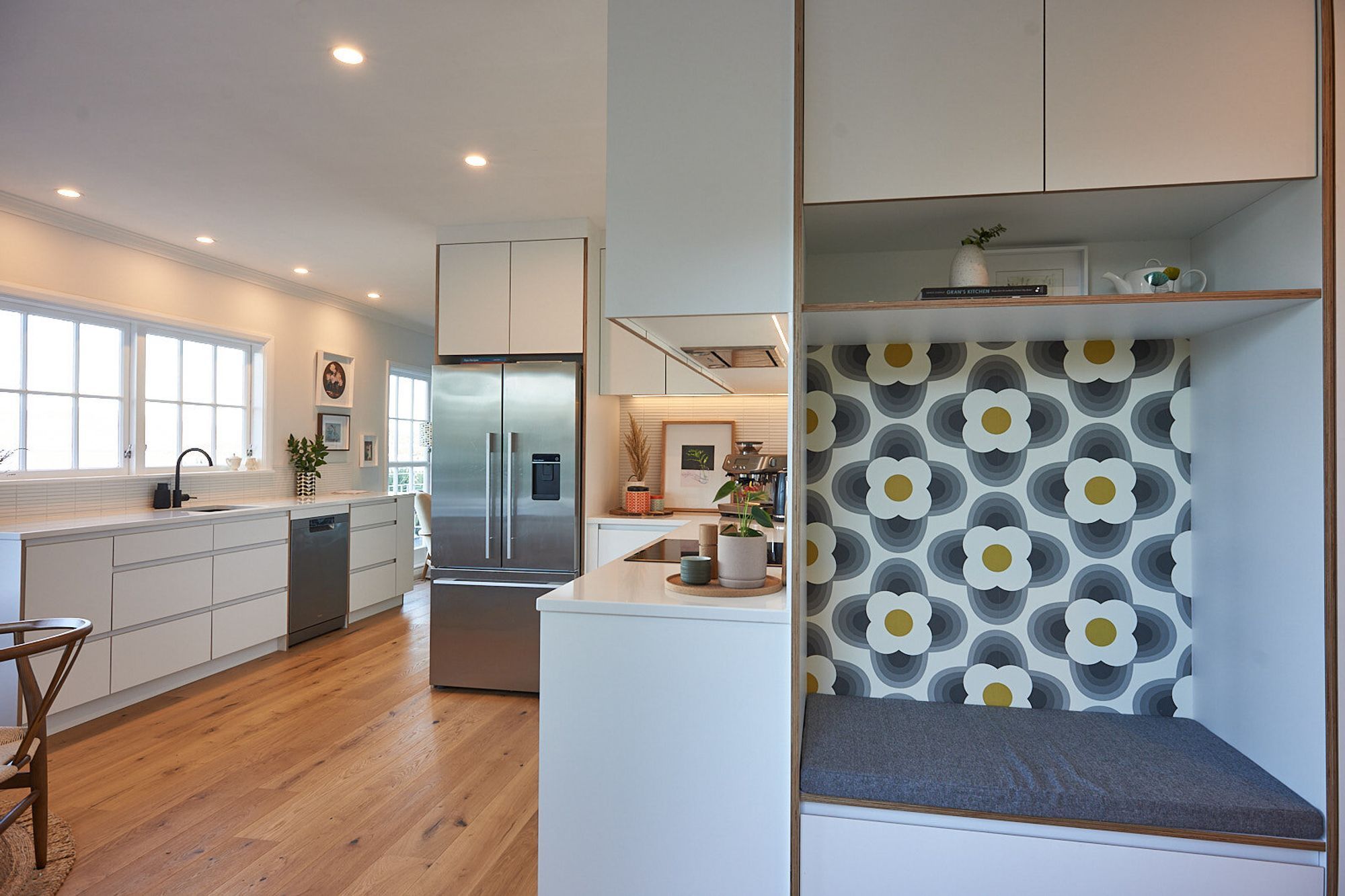Seatoun kitchen & laundry